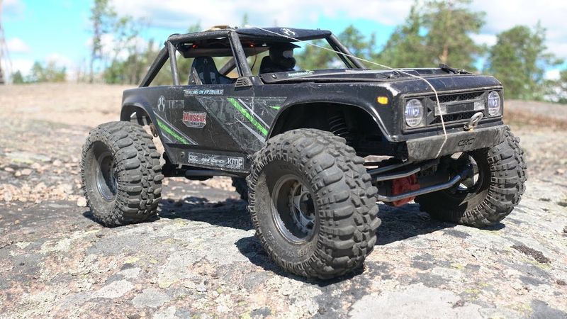 Axial 1.9  Wraith Rock racing - Proline Super Swampers