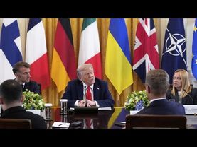 Did Trump make EU leaders wait in line outside his office?