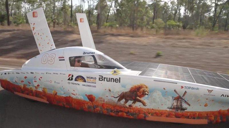 Теперь и ветер помогает пилотам на гонках «солнечных» автомобилей