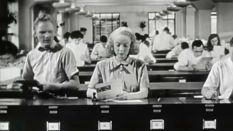 Les Filles du service secret (1951) Film noir par William Berke - chasse aux secrets du bureau !