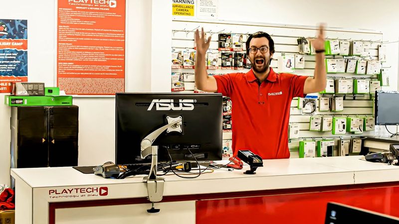 Когда КЛИЕНТ УЖАСНО ОБЪЯСНЯЕТ ЧТО ОН ХОЧЕТ - Bored на Русском