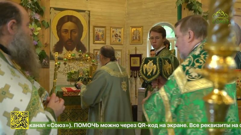 Божественная литургия в Преображенском храме прихода Сошествия Святого Духа за Невской заставой