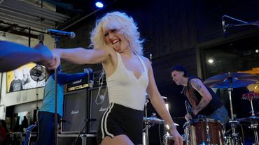 Amyl and The Sniffers - Full Performance (Live on KEXP)