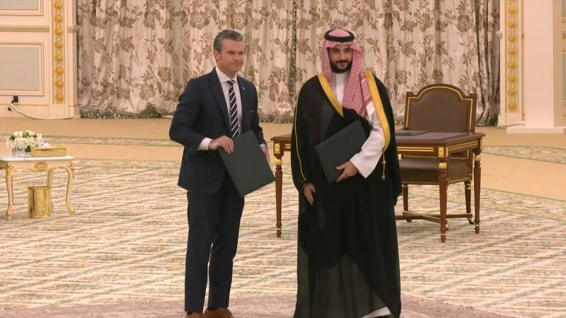 US, Saudi sign energy, defence deals | AFP