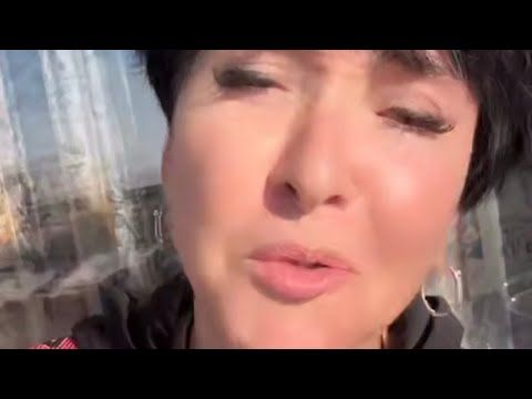 Лолита после новости об отмене двух концертов набросилась с оскорблениями