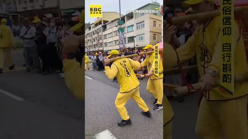 媽祖婆突迴轉停駕豆花店！闆娘秒哽咽網驚這價格太佛