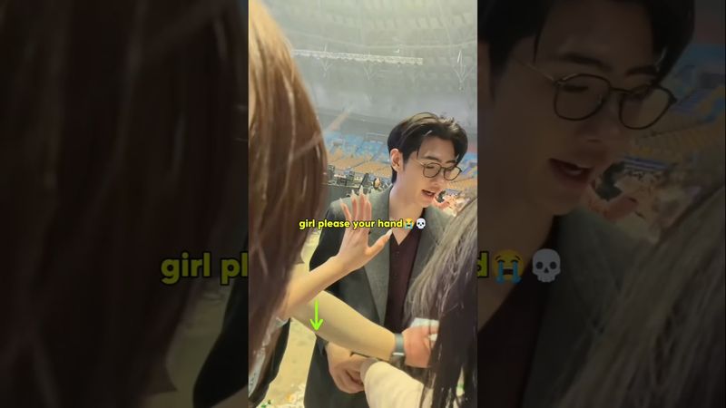 no I'm not jealous 😭💀#enhypen #sunghoon