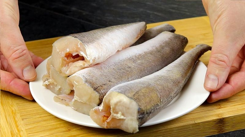 Рыбу готовлю ТОЛЬКО ТАК! Съедят за минуту и глазом не моргнут!