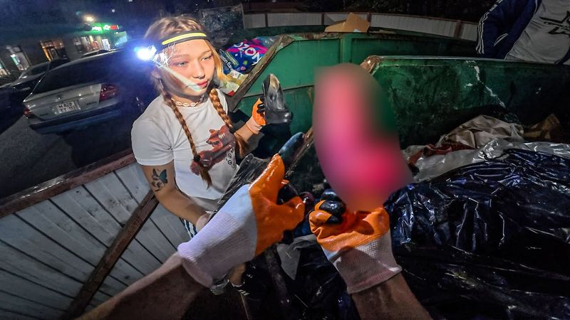 Как я зарабатываю лазая по мусоркам ? Dumpster Diving RUSSIA #109