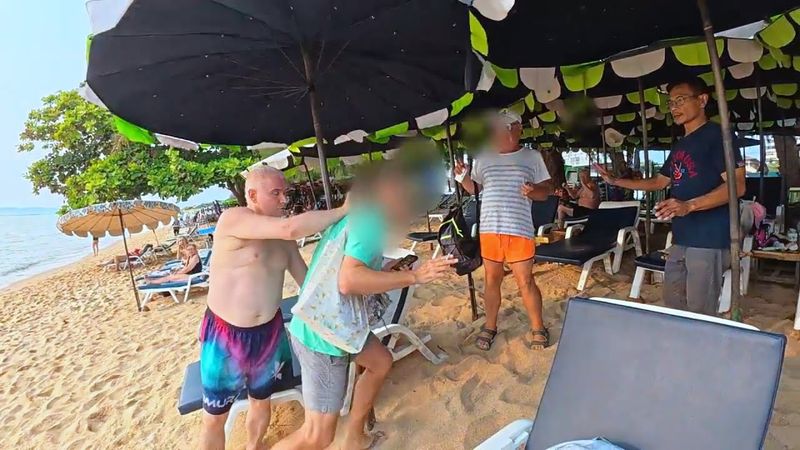 ТРЕШ на пляже в Паттайе...