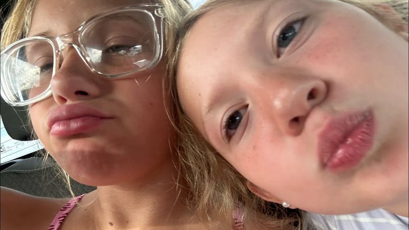 ABC GYMNASTS CHALLENGE WITH MY COUSIN!!!!!!!!!! (Ik the pictures, but it was only when I have w her)