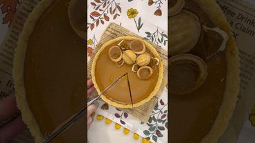 Цей чизкейк ніби один величезний горішок із вареним згущеним молоком😍 ⠀