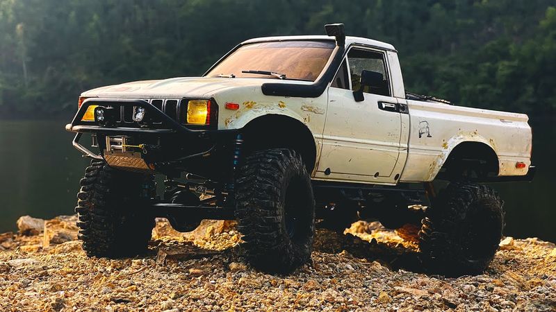 Rc Crawler RC4WD Toyota Hilux - Tf2 / Off-road Driving 4x4 Rc Car @e3s-rc