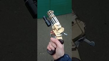 Самодельный многоствольный револьвер под пистоны и шарики от пневматики