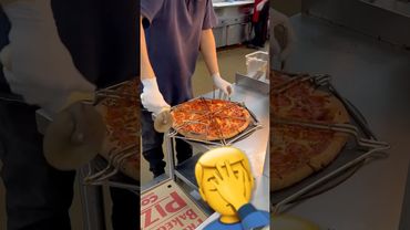 Тупейшая нарезка пиццы