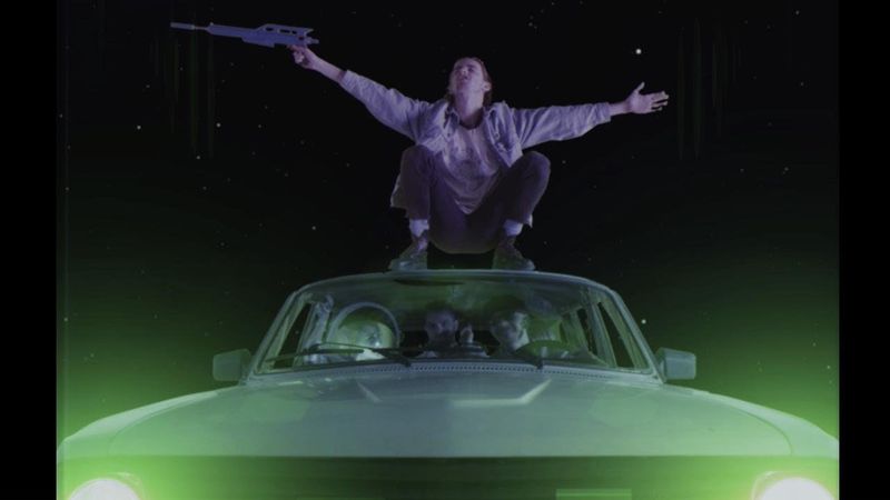 ПОШЛАЯ МОЛЛИ — ВСЕ ХОТЯТ МЕНЯ ПОЦЕЛОВАТЬ