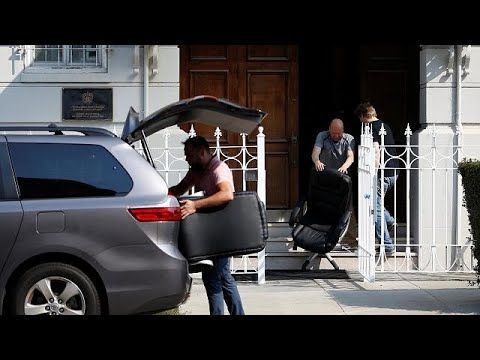 Обыски в российских дипучреждениях