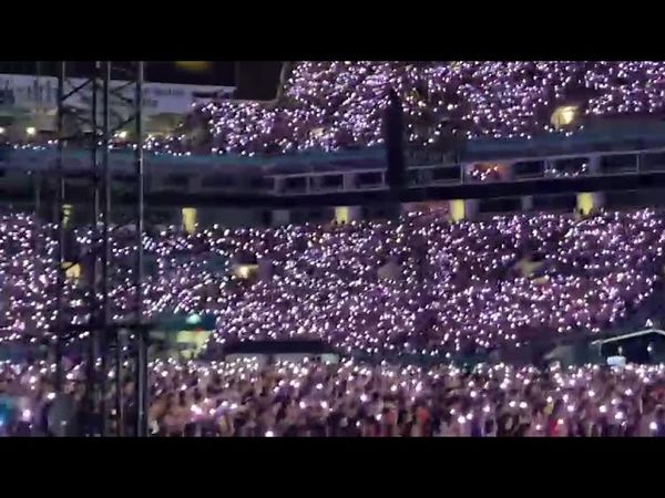 Girl like me Así las mujeres ya no lloran World Tour Miami Pies Descalzos Peru presente