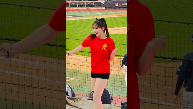 라틴 아웃송은 서유니가 최고다👍#이서윤 #이서윤치어리더#ktwiz #kt위즈 #kt위즈치어리더