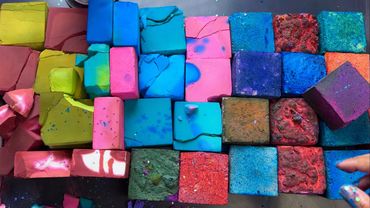 Leftover chalk, fresh and reformed💕