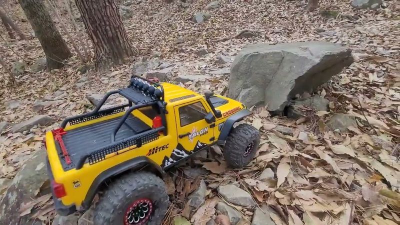 Three EMO X,X2,X2 mountain crawling