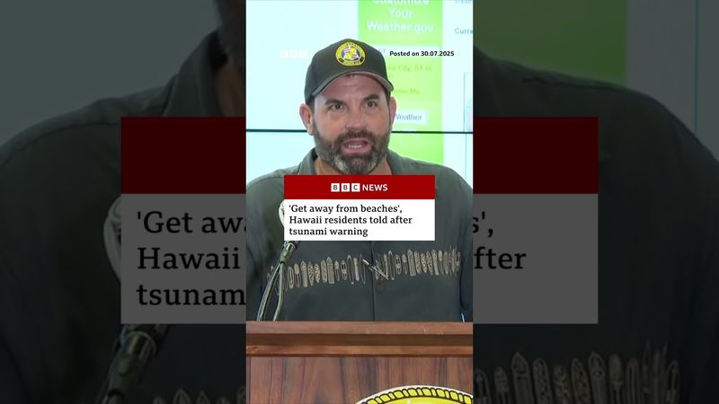 Hawaii residents told to get away from beaches after tsunami warning. #Hawaii #Tsunami #BBCNews