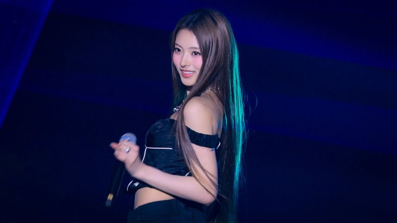 [4K] 250518 미야오 안나 ‘DROP TOP’ 직캠 (MEOVV ANNA FanCam)