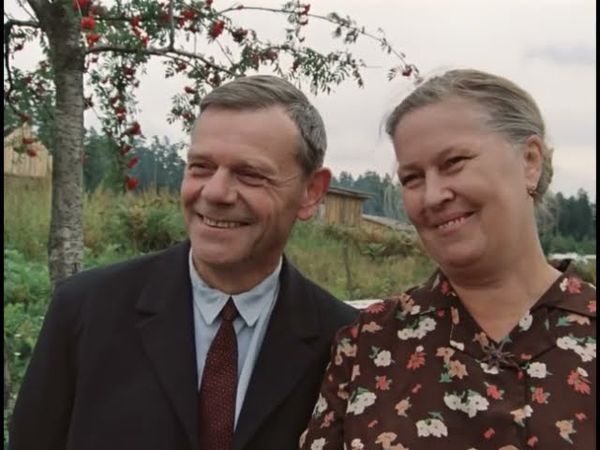 Песня "Александра" из фильма "Москва слезам не верит"