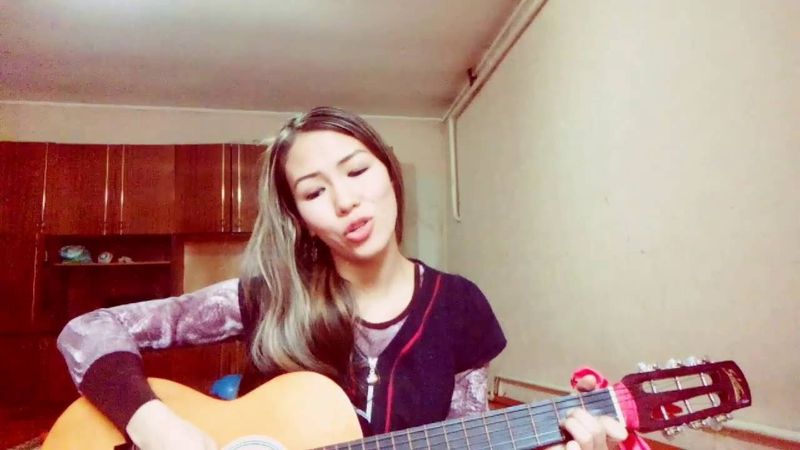 Айгулим(жигиттин кайтыс болган кызына арнаган ани)