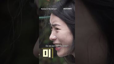 #LeeSangYi & #LimJiYeon are overwhelmed by the birds during feeding time 😂🦜 #bestiesinwonderland