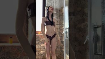 Sarah Roy Shower routine