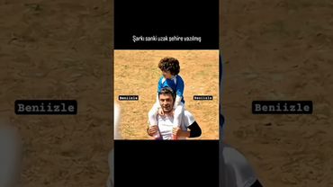 Bu Şarkı Çalarsa Kahroluruz