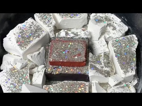 Fresh & Reformed Chalk