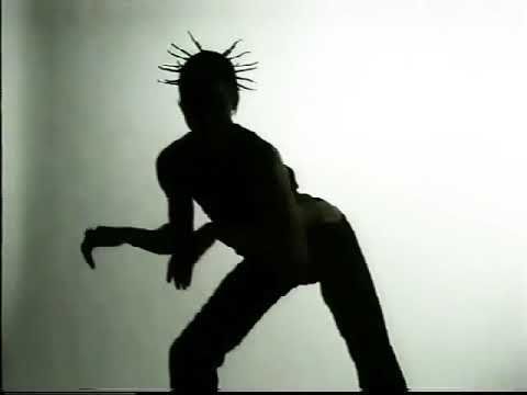 MOWALOLA SS23 SHOW PARIS - BURGLAR WEAR