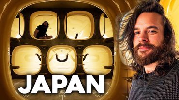 Overnight In Cozy Japan Capsule Hotel (JAPAN GROUP TRIP EP1)