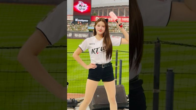 강현우 응원가 말아주는 예삐 #이예빈 #이예빈치어리더#ktwiz #kt위즈 #kt위즈치어리더