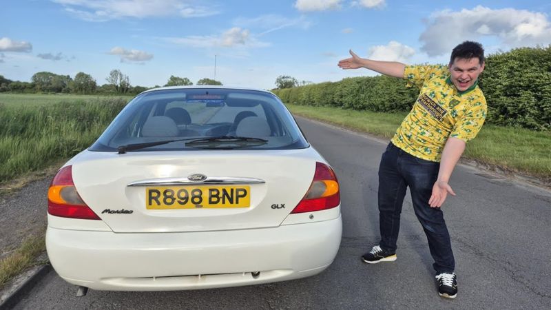 I BOUGHT A 27 YEAR OLD CAR