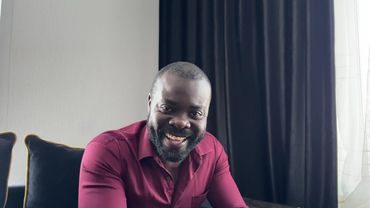 Армяне в Африке белые, а в России черные🤣 как так ? #россия #армения #мывместе #юмор #humour