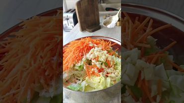 Салат из молодой капусты #рецепты