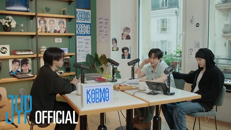 Stray Kids [INTRO "KARMA"]