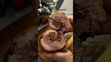 Рулет с вяленными томатами 🍖🍅 #рулет #мяснойрулет #рулетизрульки #рулька