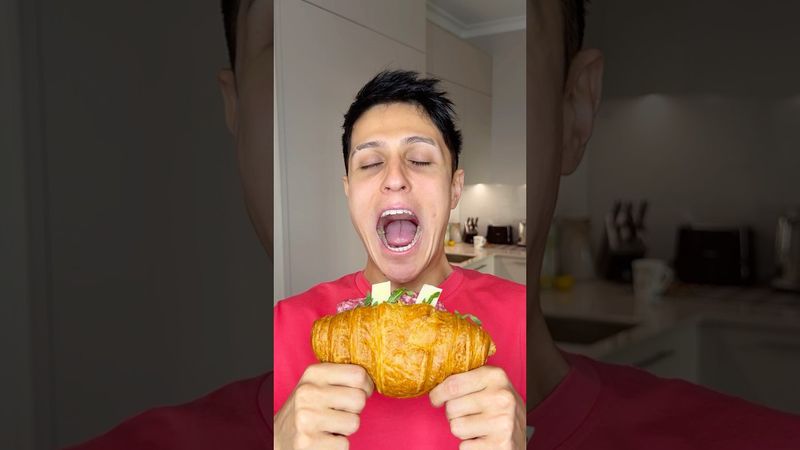 Оцени мой укус от 1 до 10😂 #хабибка