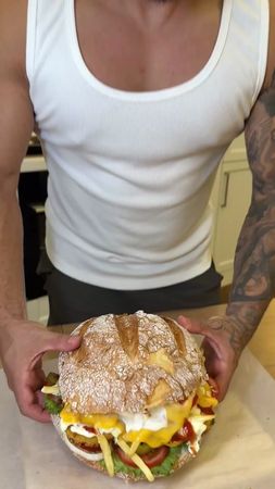 Легкий перекус , скидывай рецепт одноклассникам ! #рецепт #готовка #е...