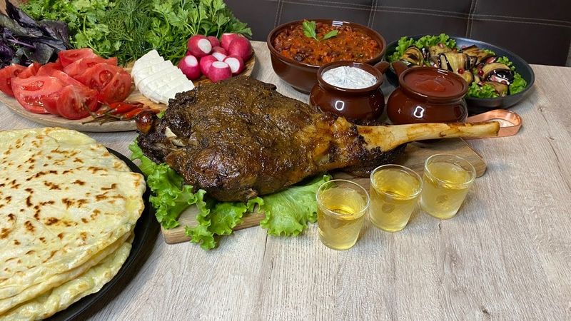 Ein schnelles Fest oder wenn plötzlich Gäste kamen) Mit Ton zu sehen.