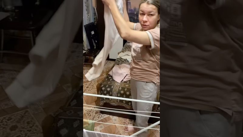 ДЕВКИ, НУЖНА ПОМОЩЬ! ИРИШКА ЧИКИ ПИКИ НЕ ПОНИМАЕТ ЧТО СЛУЧИЛОСЬ