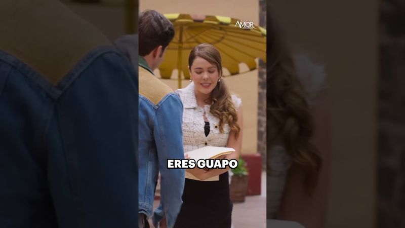 Cata está perdidamente enamorada de Gil #AmorAmargo #Uninovelas