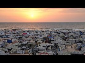 Israeli strikes on Gaza continue as army prepares to expand offensive