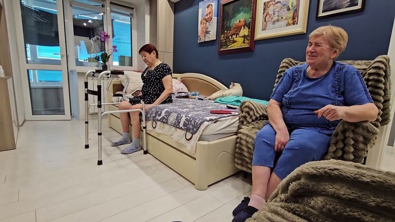 У МАМЫ БОЛТАЕМ