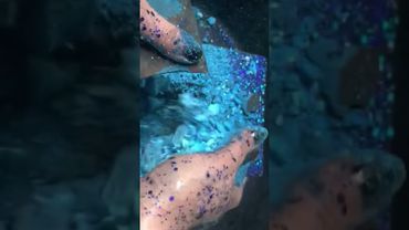 Glittery Blue Dyed Freshies ✨💙