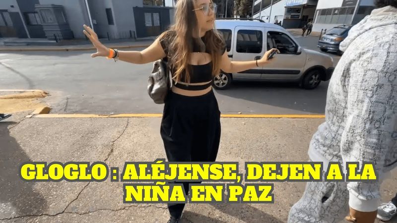 GLOGLO Y EMI SORPRENDIDOS POR LA CANTIDAD DE GENTE QUE FUERON A VERLOS